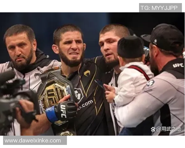 UFC盖奇对决小鹰精彩直播全程回顾与赛后分析